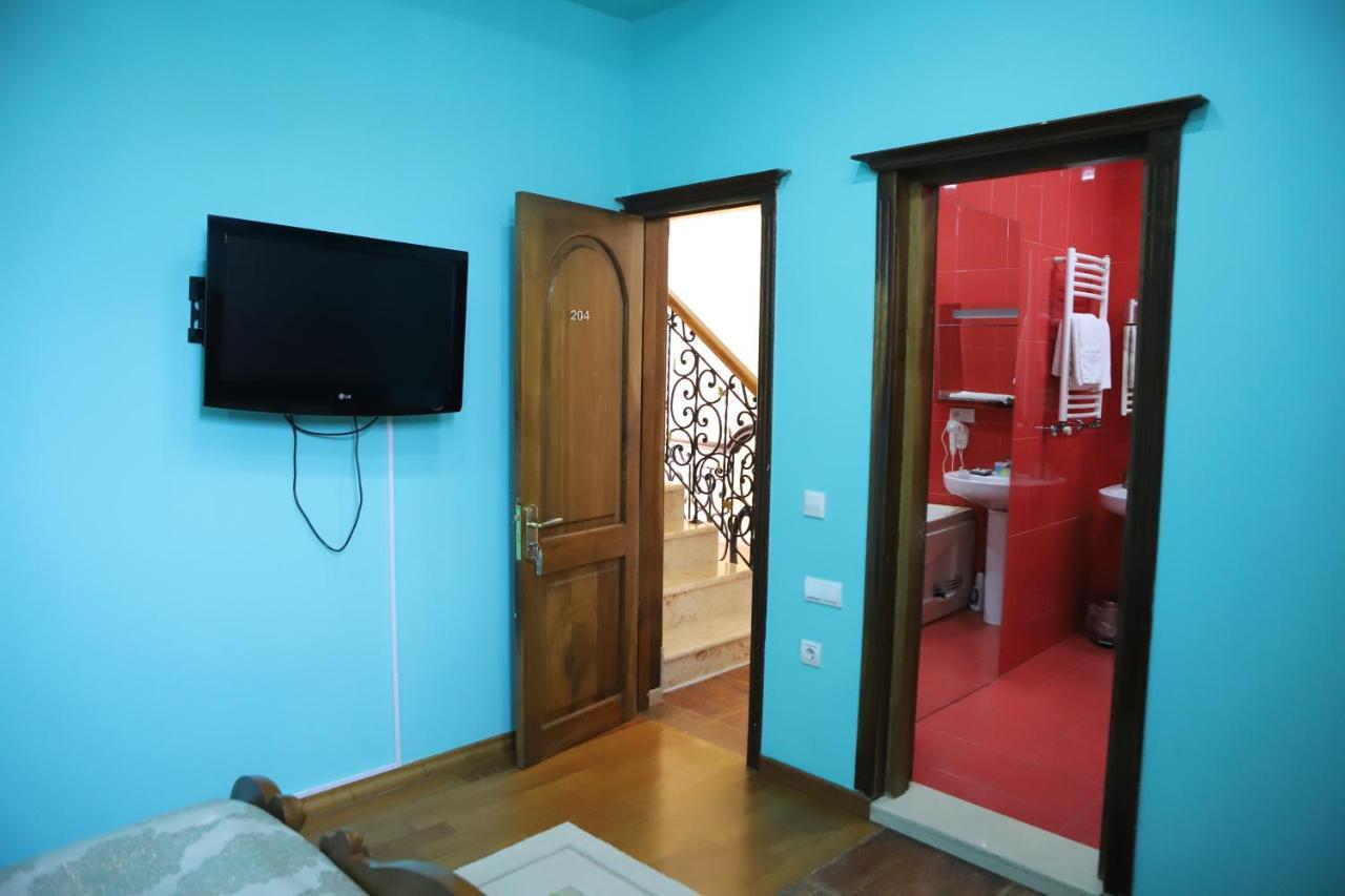 Hotel Black Sea House Батуми Екстериор снимка