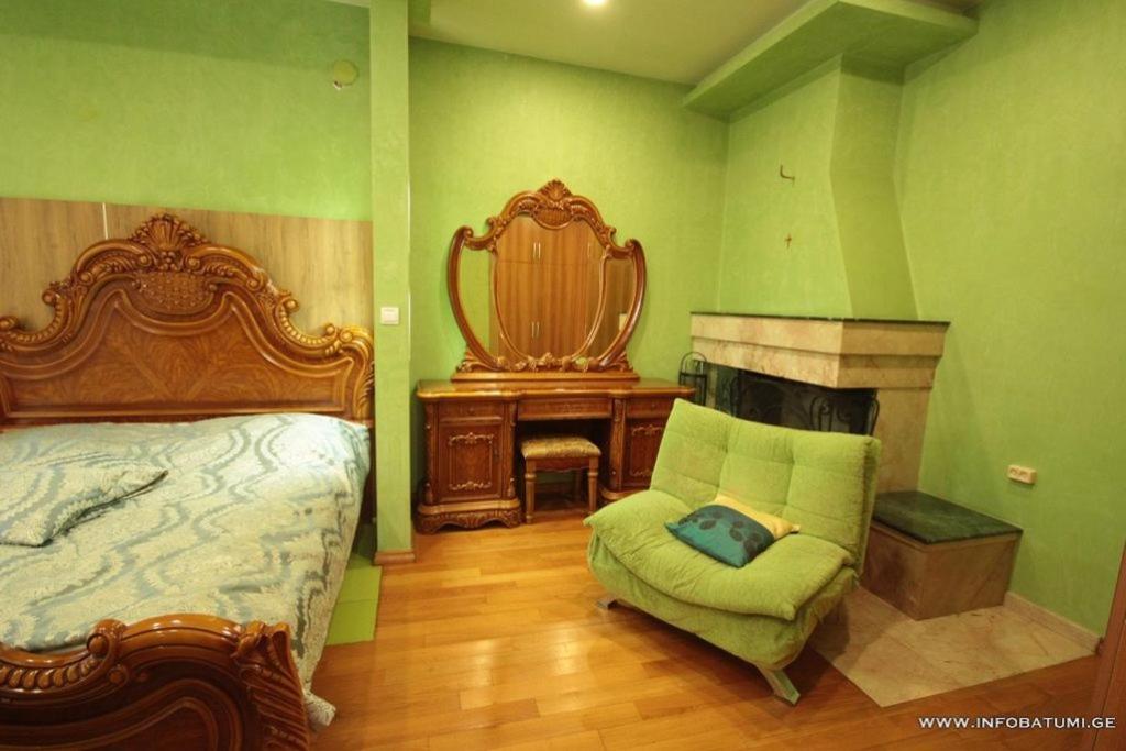 Hotel Black Sea House Батуми Екстериор снимка