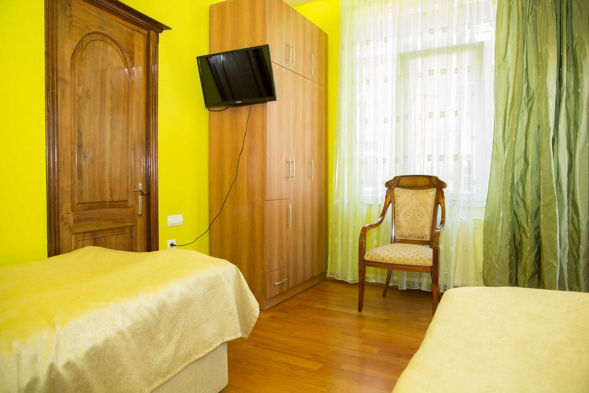 Hotel Black Sea House Батуми Екстериор снимка