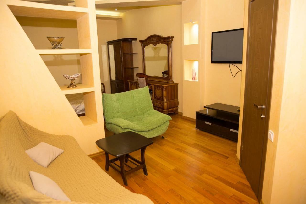 Hotel Black Sea House Батуми Екстериор снимка