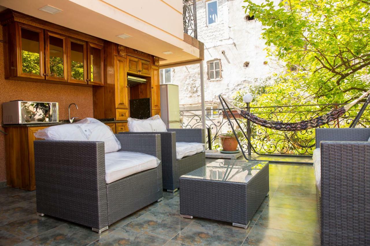 Hotel Black Sea House Батуми Екстериор снимка