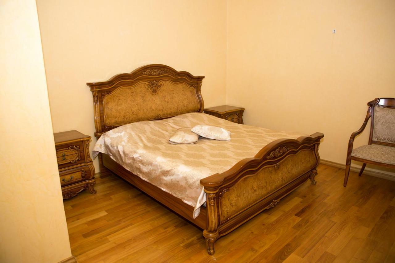 Hotel Black Sea House Батуми Екстериор снимка
