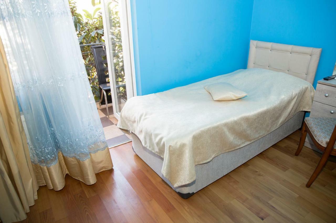 Hotel Black Sea House Батуми Екстериор снимка